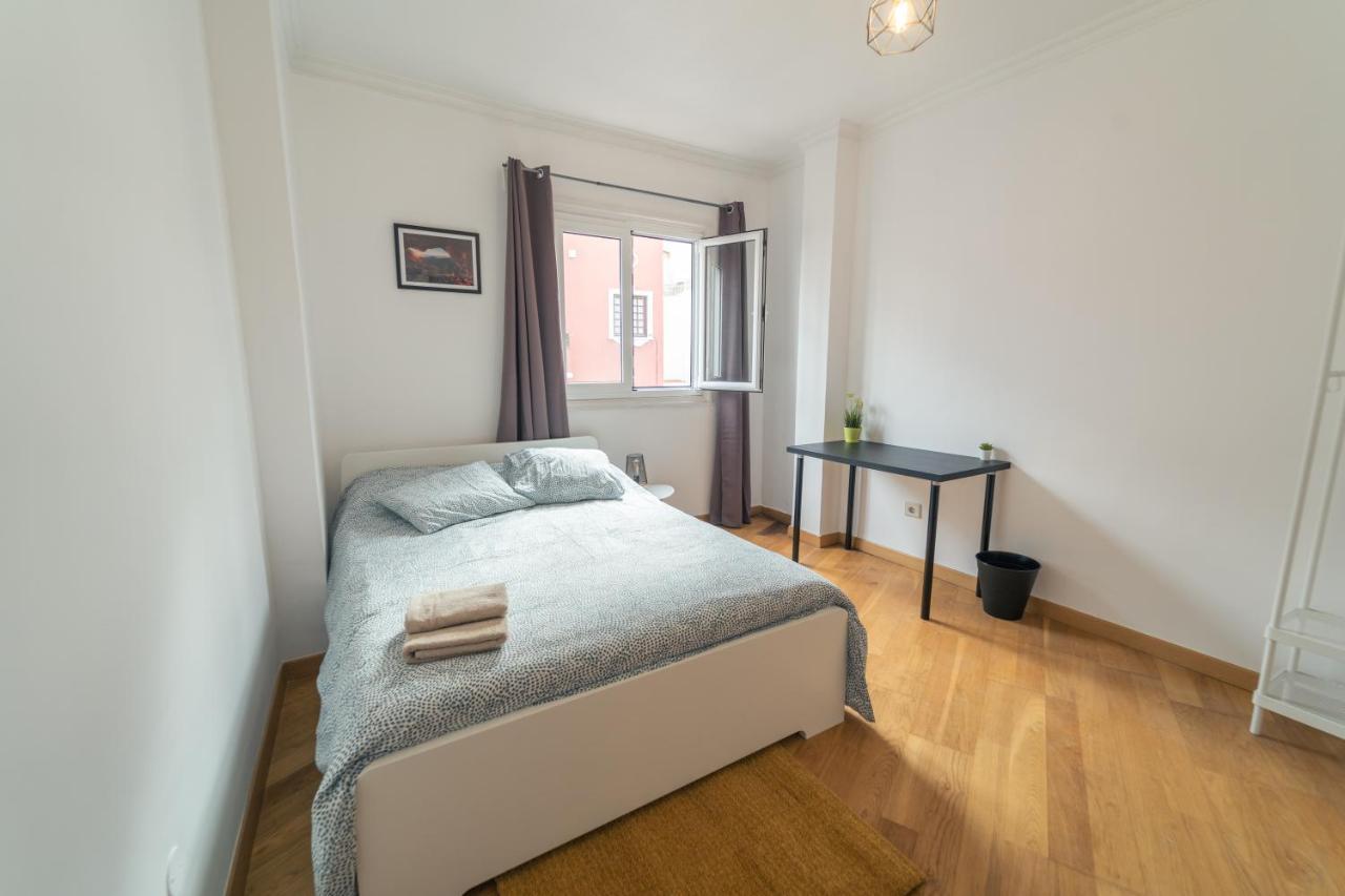 Un Lugar House San Telmo -Coliving Apartment Лас Палмас де Гран Канария Стая снимка